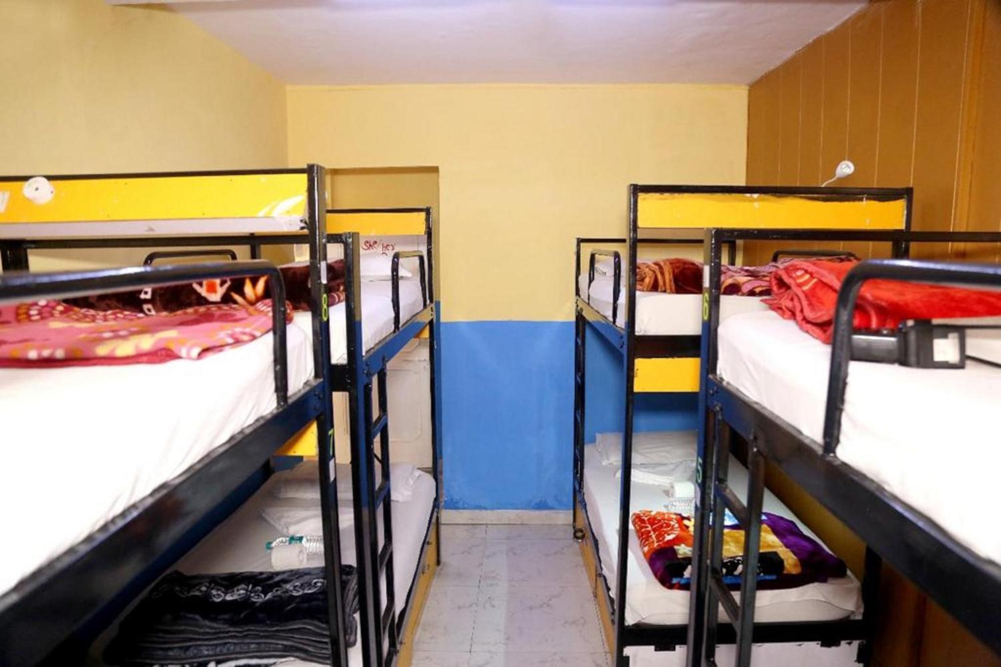 Bunk Hostel Delhi Best Backpacking Accommodation Új-Delhi Kültér fotó