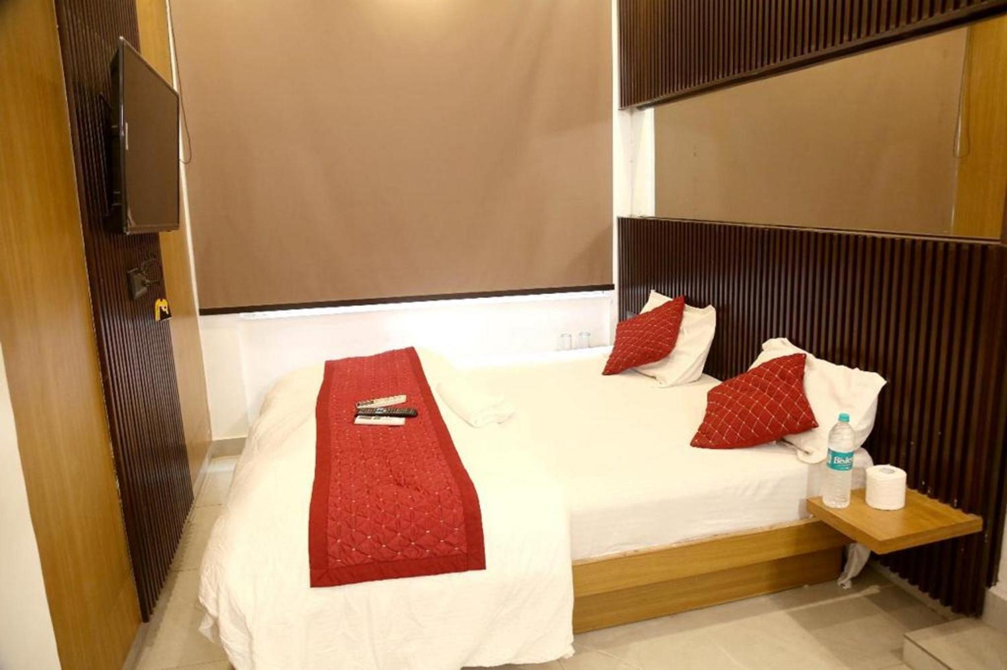 Bunk Hostel Delhi Best Backpacking Accommodation Új-Delhi Kültér fotó