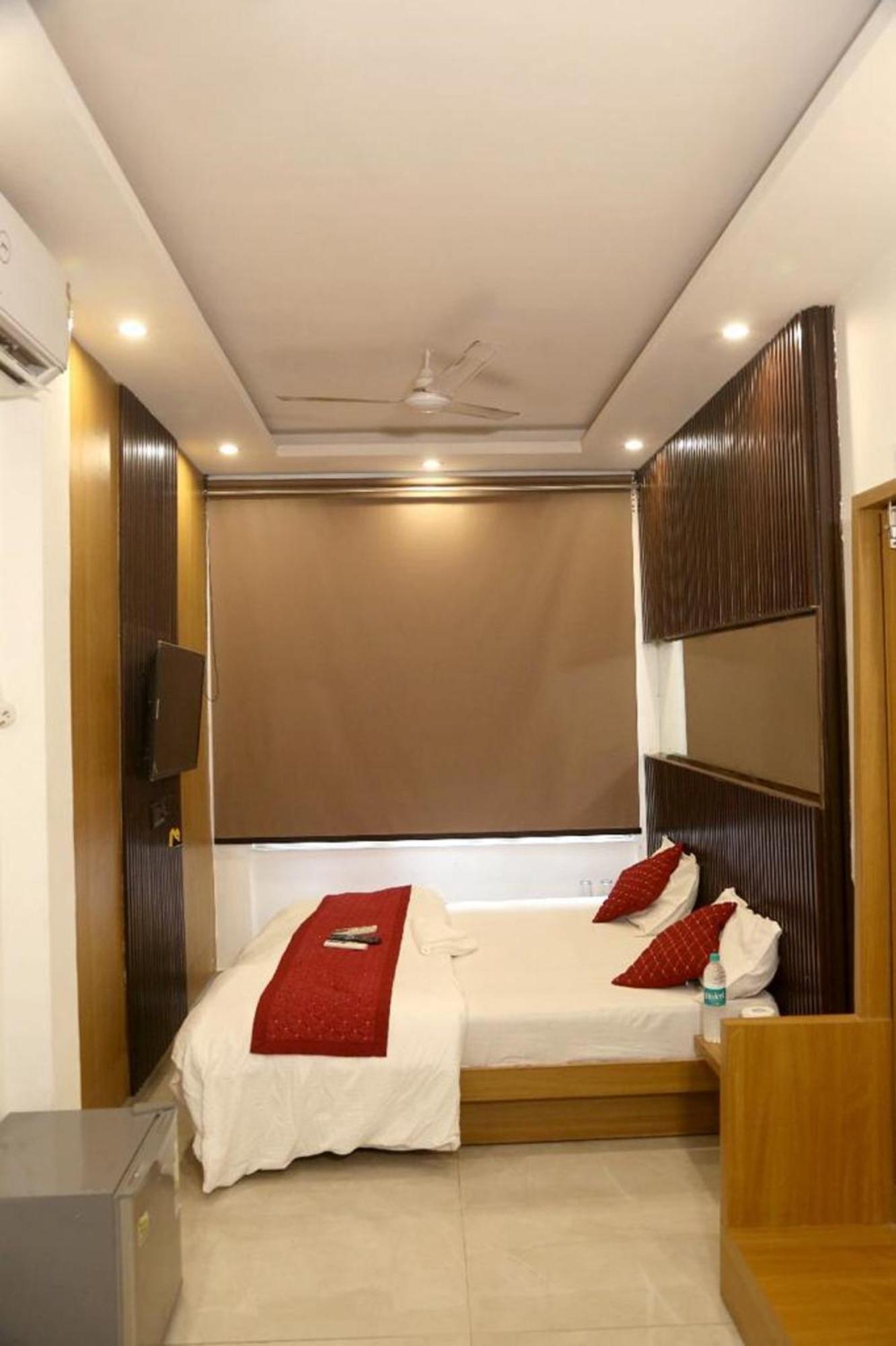 Bunk Hostel Delhi Best Backpacking Accommodation Új-Delhi Kültér fotó