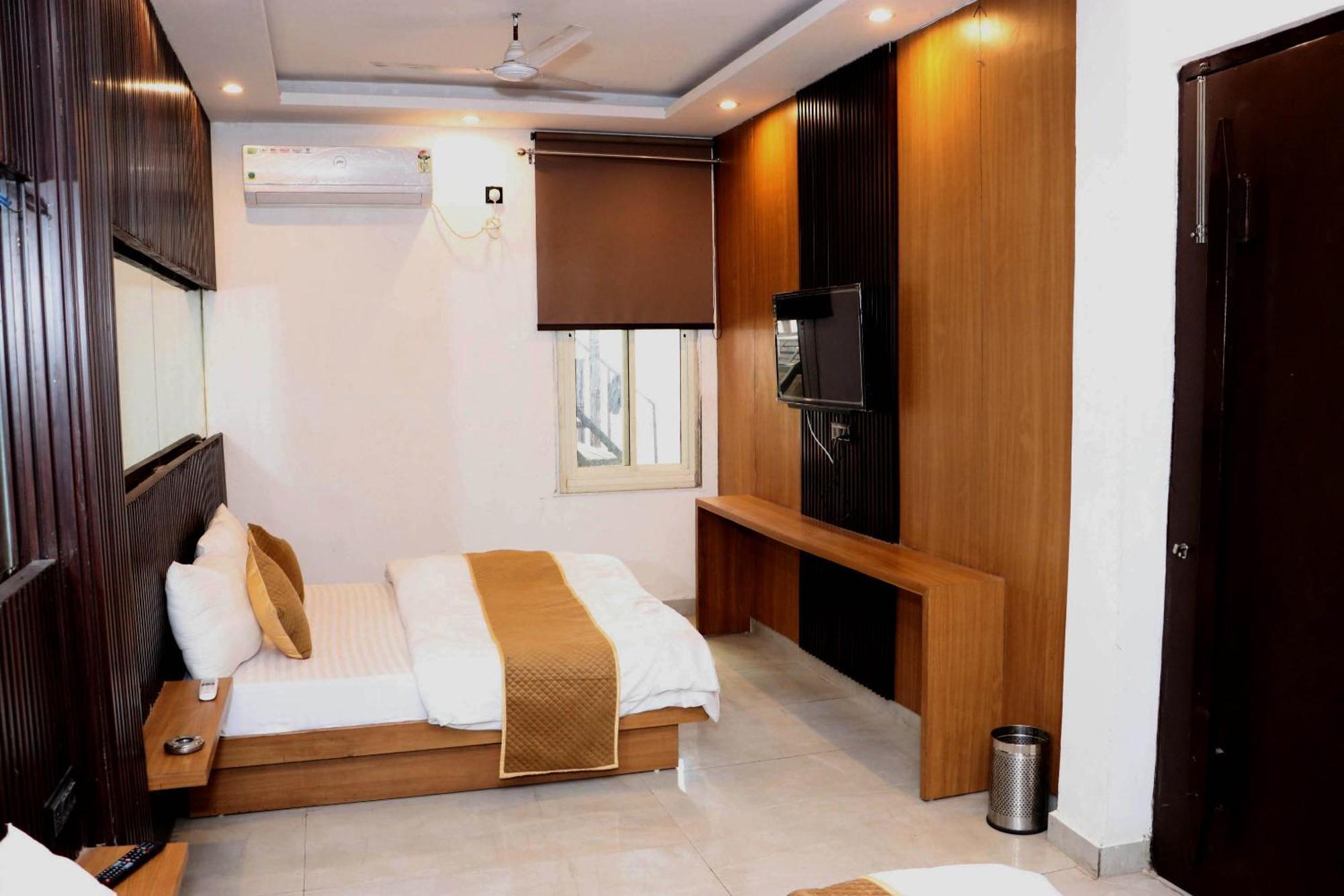 Bunk Hostel Delhi Best Backpacking Accommodation Új-Delhi Kültér fotó